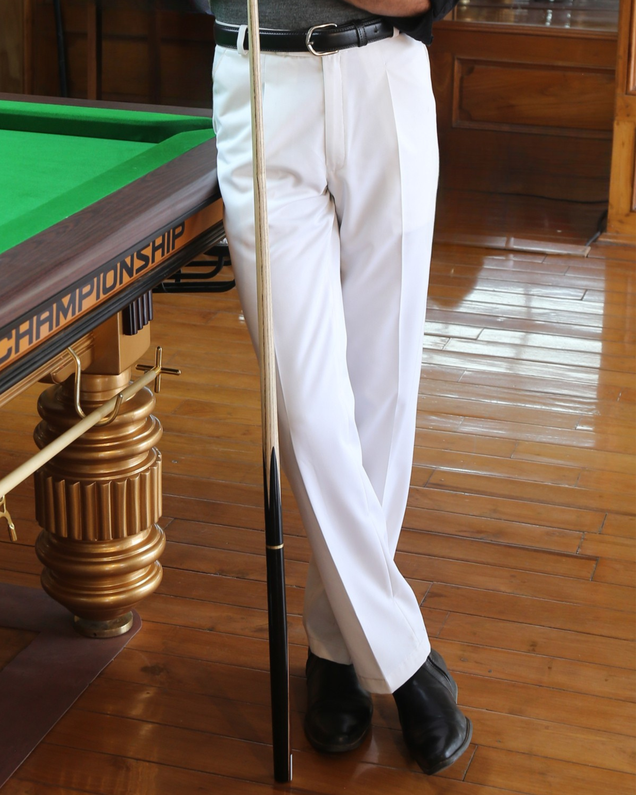 Basicoo White Pleated Pant